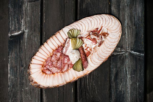 Fleisch- und Wurstwaren