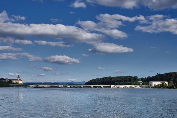 Wasserkraftwerk Persenbeug