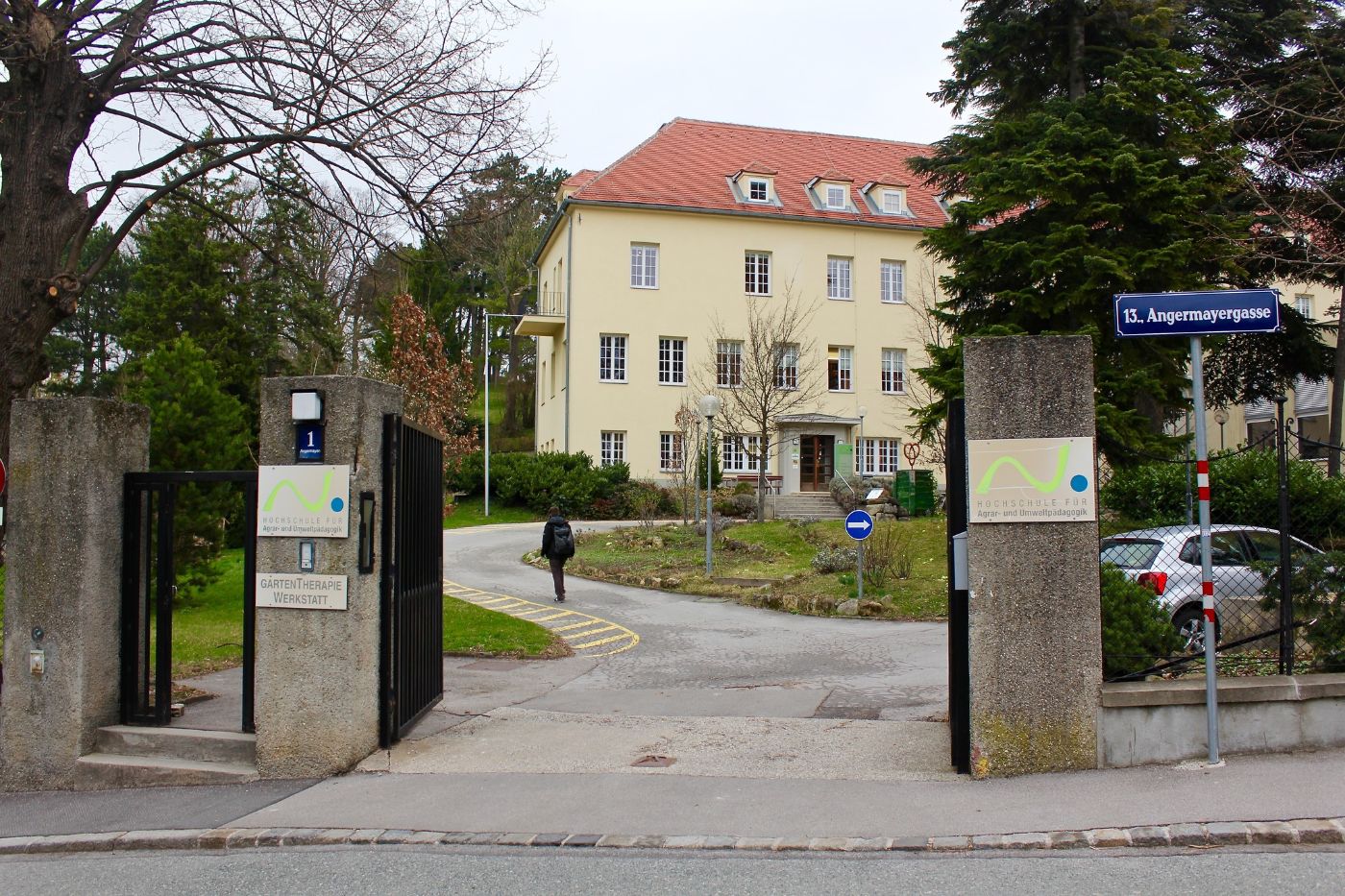 Gebäudefoto der Hochschule für Agrar- und Umweltpädagogik