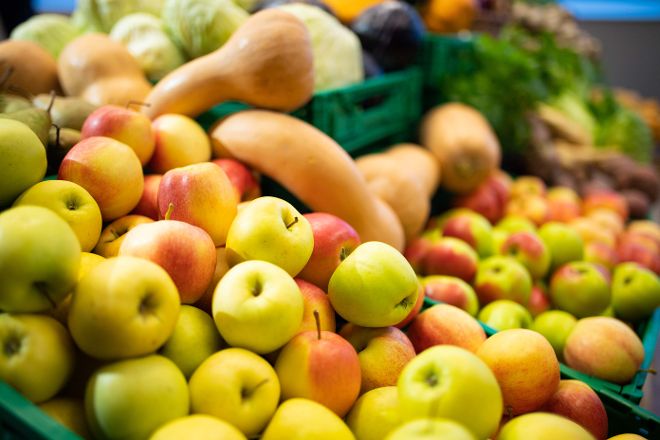 Ab-Hof-Obst- und Gemüseverkauf