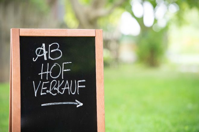 Ab-Hof-Obst- und Gemüseverkauf