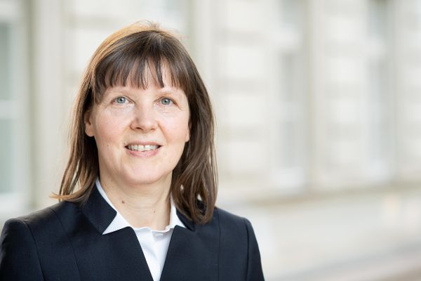 Abteilungsleiterin Magistra Evelyn Wolfslehner