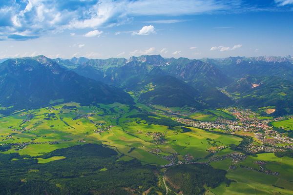 Panoramabild, Landschaft um und mit Trofaiach