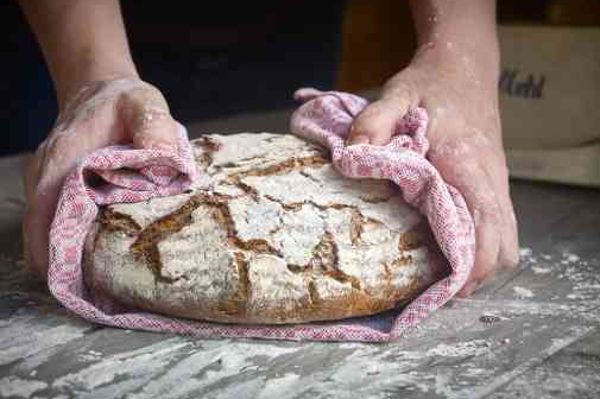 Frisch gebackenes Brot