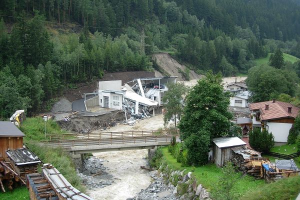 Luftaufnahme Hochwasser Trisanna 2005