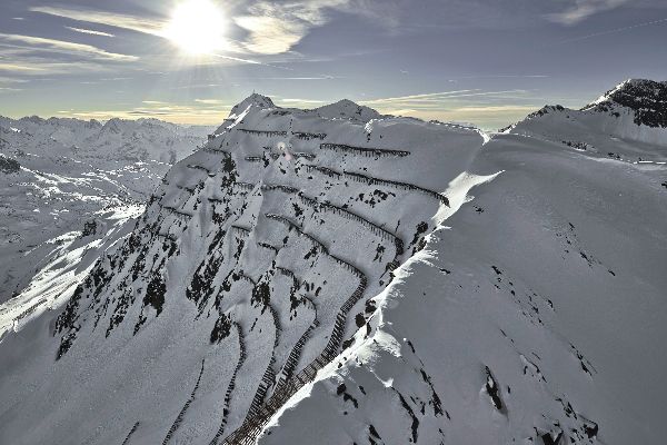 Avalanche barriers