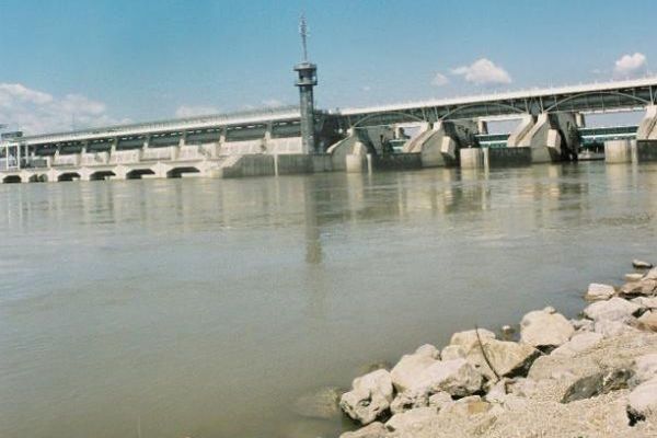 Freudenau power plant
