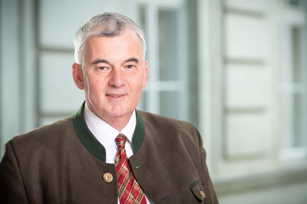 Abteilungsleiter Johannes Schima, Abteilungsleiter der Abteilung Waldschutz, Waldentwicklung und forstliche Förderung.