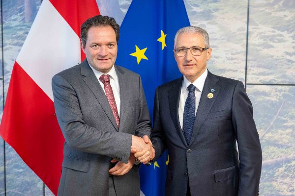 Landwirtschaftsminister Norbert Totschnig und Präsident der UN-Klimakonferenz Mukhtar Babayev