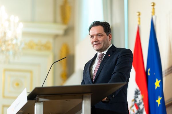 Bundesminister Totschnig am Rednerpult