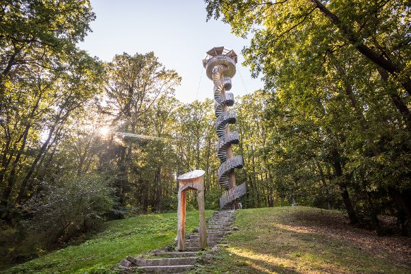 Aussichtsturm am Lehrpfad