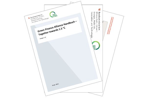 Titelblätter von Jahres- und Fortschrittsbericht