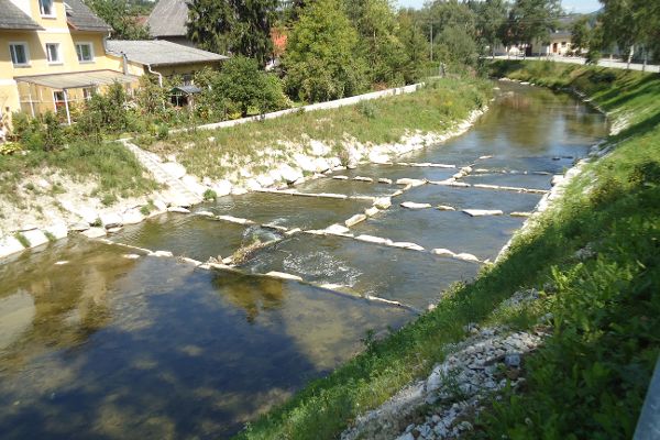 Pendelrampe an der Trattnach bei Bad Schallerbach