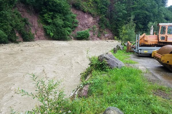 Hochwasser in der Gemeinde Hopfgarten.