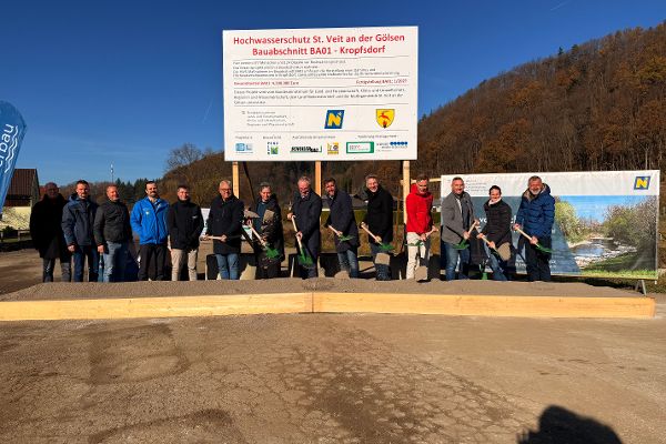 Spatenstich in Sankt Veit an der Gölsen.