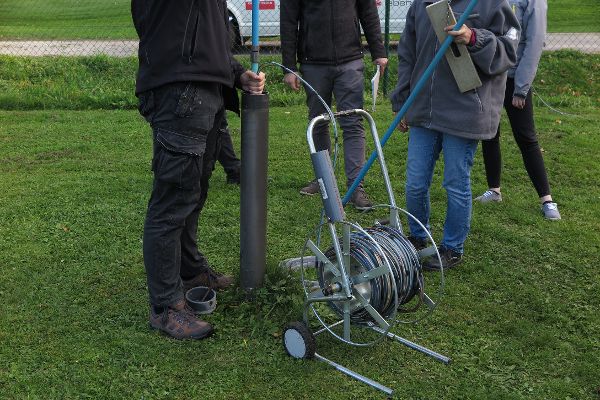Grundwasserprobenahme mit Sonde