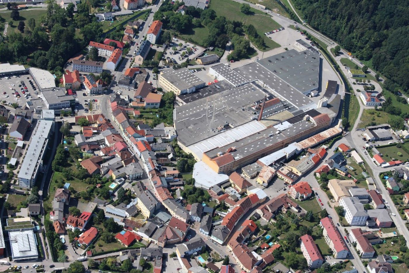 Luftaufnahme: Areal von Laufen AG