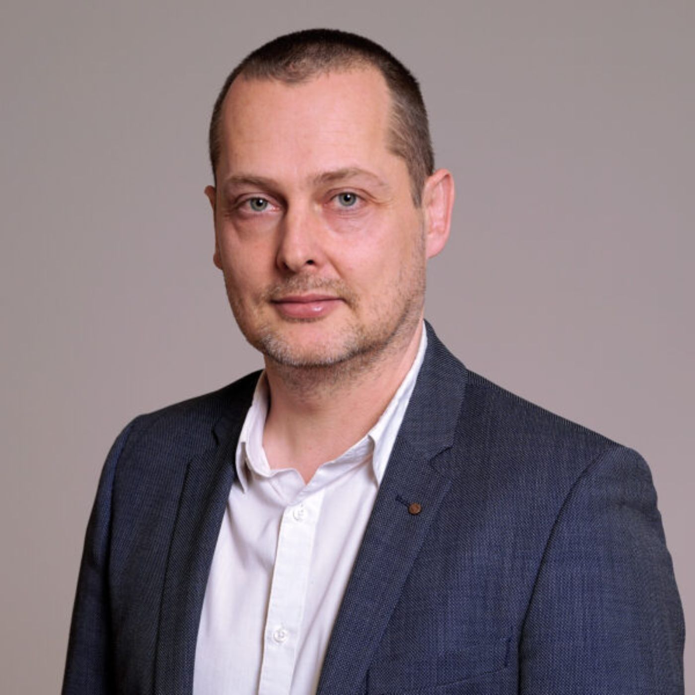 Portraitfoto von Johannes Wischenbart, Geschäftsführer der NÖ Dorf- und Stadterneuerung