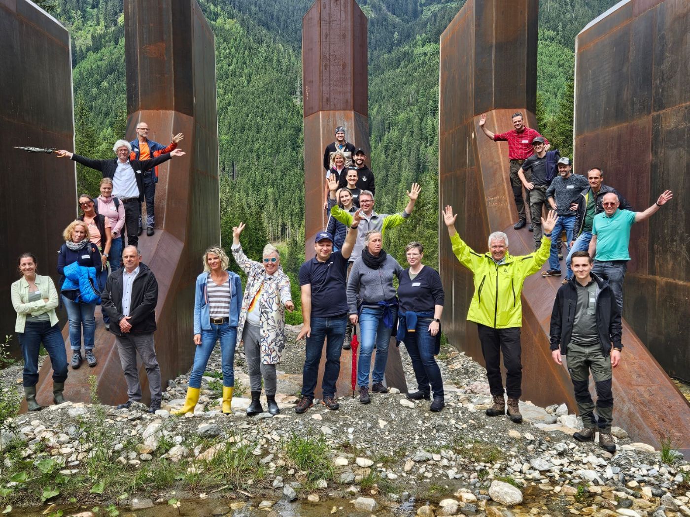 Gruppenfoto Naturgefahren Erlebnistagen Ennstal
