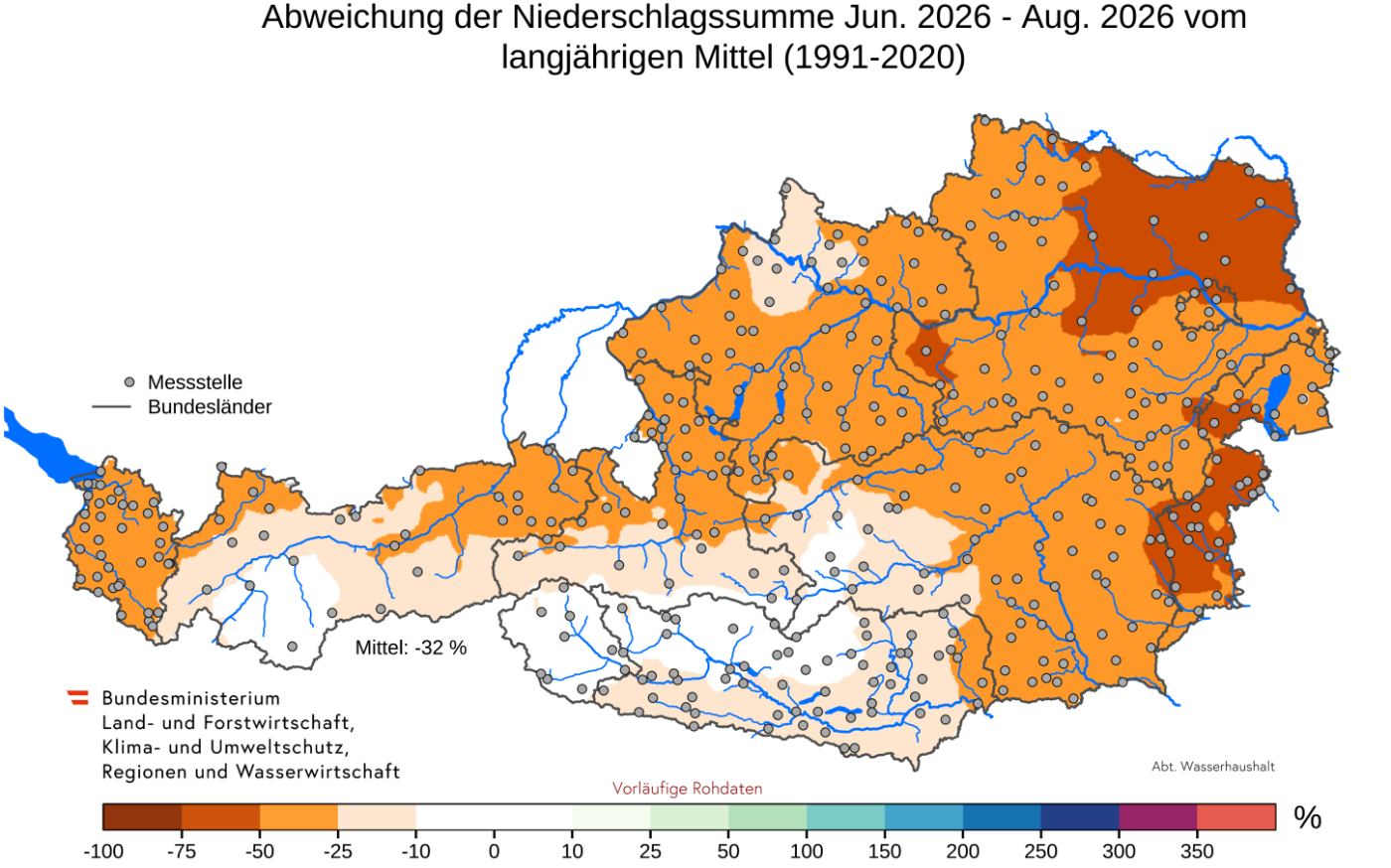 Die Grafik zeigt die Abweichung der Niederschlagssumme von Juni 2026 bis August 2026 vom langjährigen Mittel
