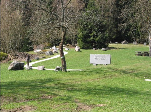 Steinlehrpfad