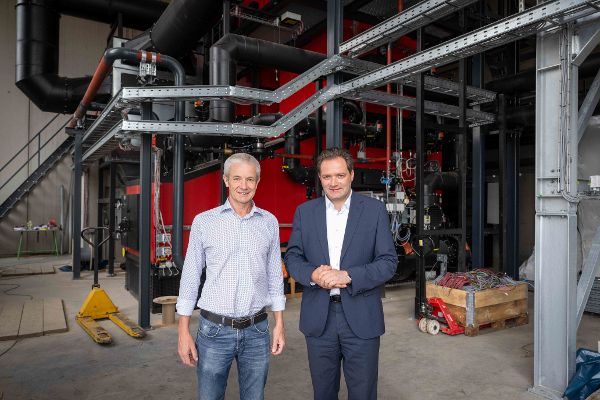 Geschäftsführer Martin Merschl und Bundesminister Norbert Totschnig