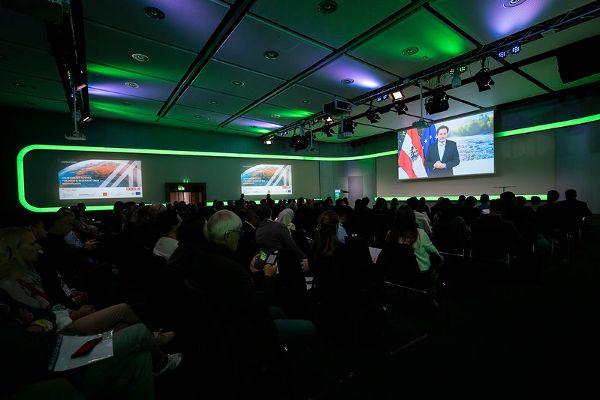 Eröffnungsfoto Video HBM