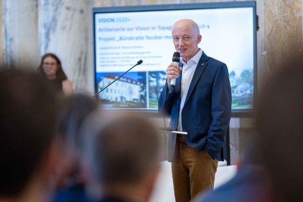 Vortrag von HS-Prof. DI. Dr. Leopold Kirner 
