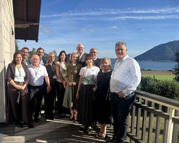 Gruppenfoto der Organisator:innen des Waldpädagogik-Kongresses 2026