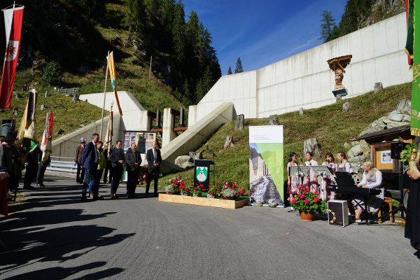 Segnungsfeier Schutzprojekt Trojeralmbach