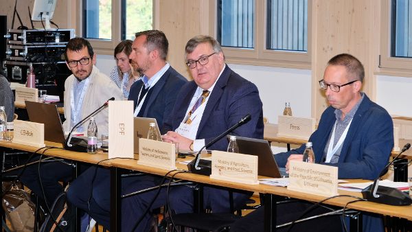 Teilnehmer des HLM woodPoP Izola während der Diskussionsrunde 