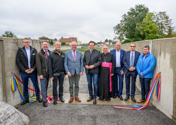 Hochwasserschutzeröffnung Zwölfaxing