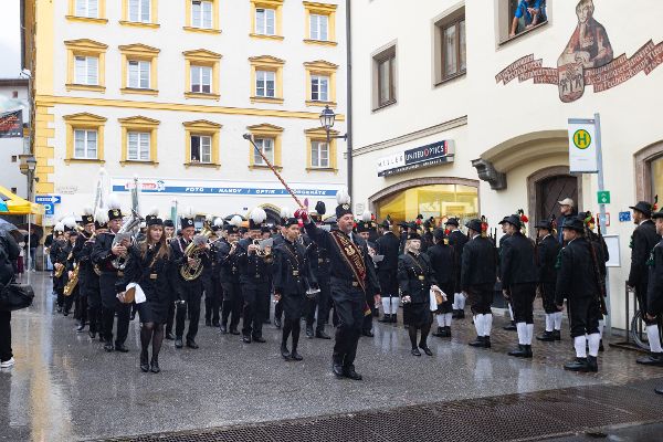 Musik bei der Eröffnung der Steinbrücke in Schwaz.