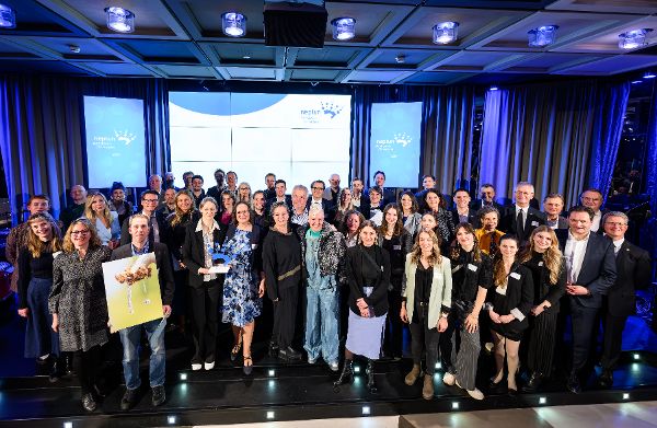 Abschluss Gruppenfoto bei der Neptun Preisverleihung 2025.