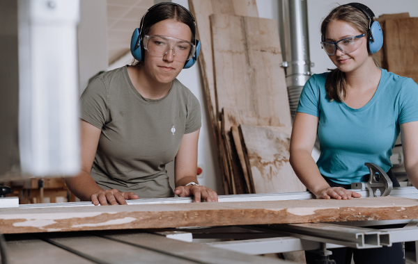 Schülerinnen Anna und Magdalena HBLA Ursprung