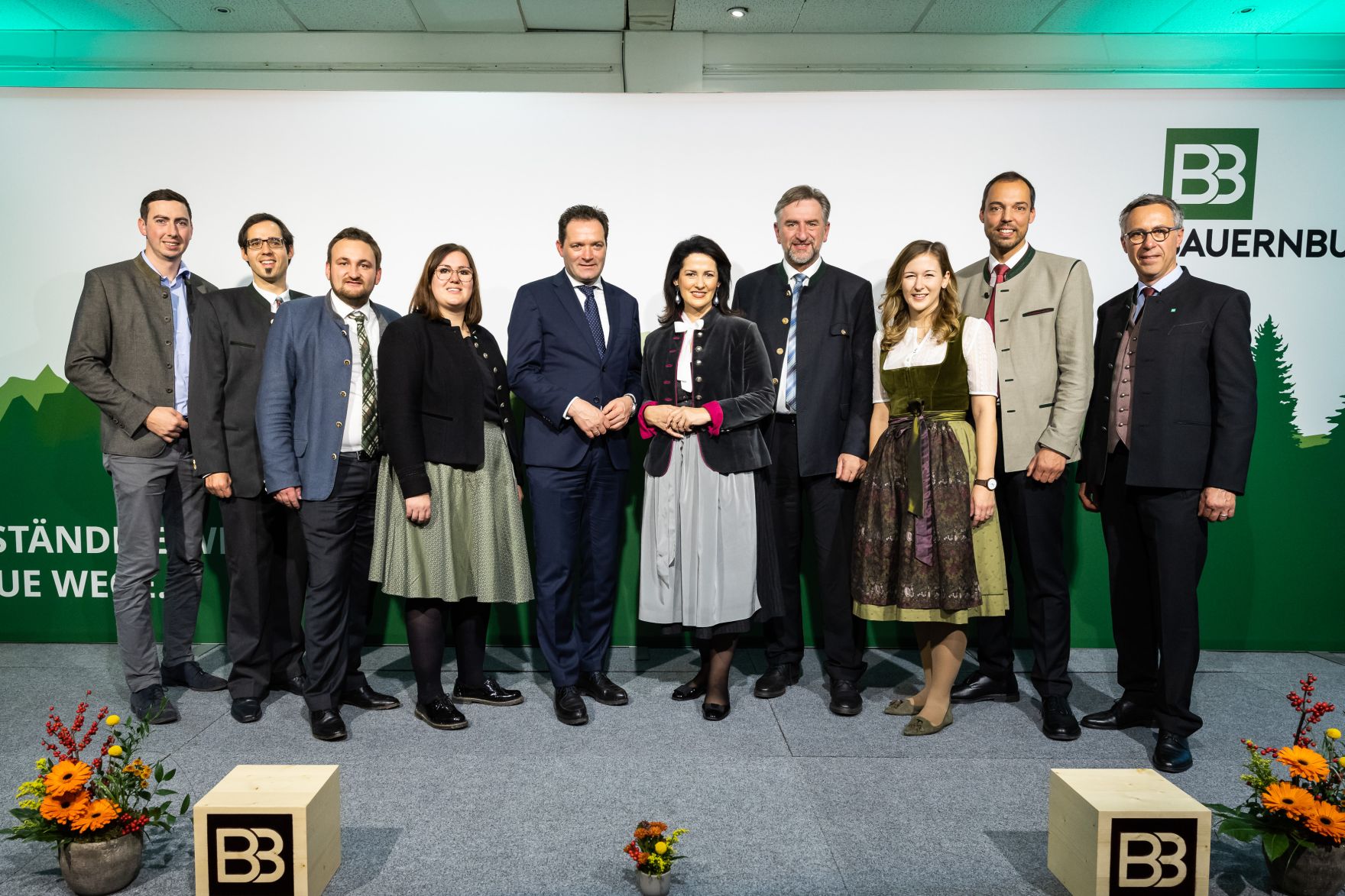 bml-26-11-2022-00303871.jpg Am 25.11.2022 besuchte Bundesminister Norbert Totschnig, im Rahmen der Versorgungssicherheitstour, land- und forstwirtschaftliche Betriebe sowie BranchenvertreterInnen in Oberösterreich.