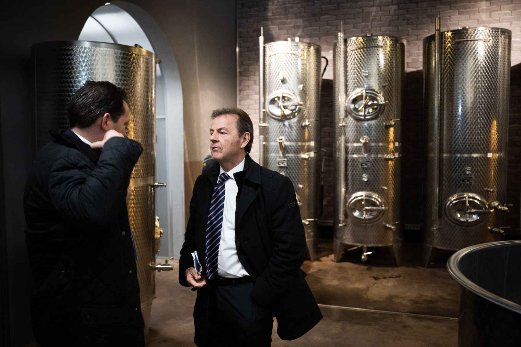 PGP_2172.jpg Bundesminister Norbert Totschnig besuchte gemeinsam mit dem Präsidenten der Burgenländischen Landwirtschaftskammer Nikolaus Berlakovich die Weinbauschule Eisenstadt.