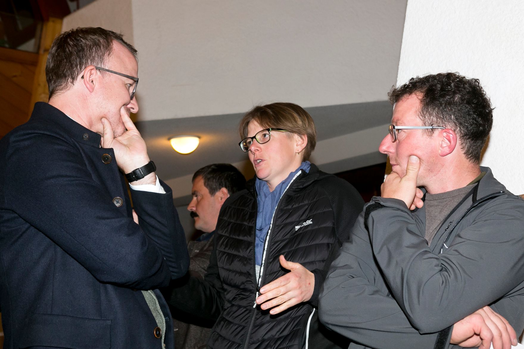 437_20221028_DM.jpg In Vorarlberg diskutierte Bundesminister Norbert Totschnig mit Landwirtschaftskammer-Präsident Josef Moosbrugger und Landwirtschaftslandesrat Christian Gantner über die Inhalte der neuen GAP sowie die Sicherstellung der Versorgungssicherheit