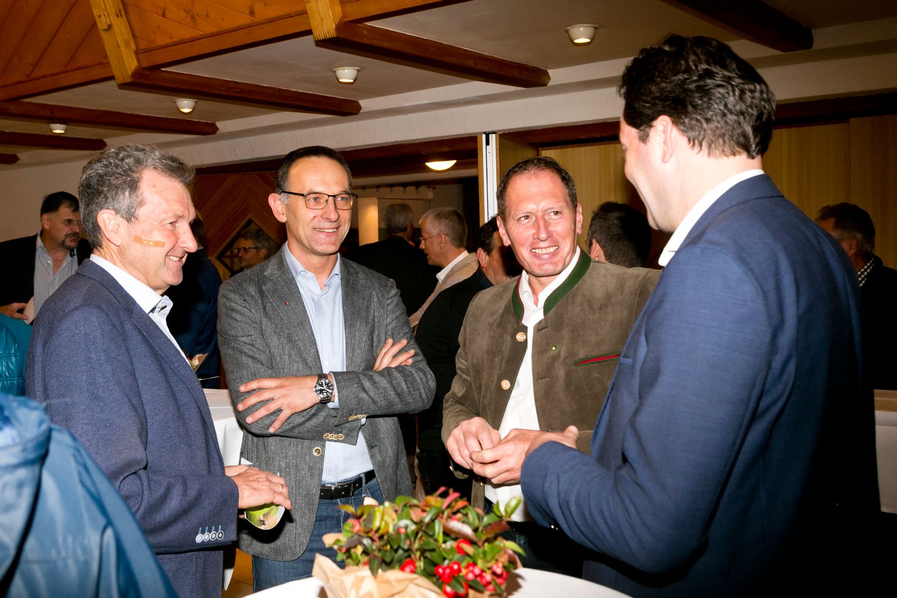 443_20221028_DM.jpg In Vorarlberg diskutierte Bundesminister Norbert Totschnig mit Landwirtschaftskammer-Präsident Josef Moosbrugger und Landwirtschaftslandesrat Christian Gantner über die Inhalte der neuen GAP sowie die Sicherstellung der Versorgungssicherheit