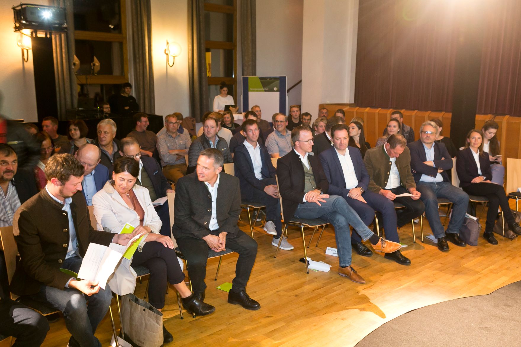 453_20221028_DM.jpg In Vorarlberg diskutierte Bundesminister Norbert Totschnig mit Landwirtschaftskammer-Präsident Josef Moosbrugger und Landwirtschaftslandesrat Christian Gantner über die Inhalte der neuen GAP sowie die Sicherstellung der Versorgungssicherheit