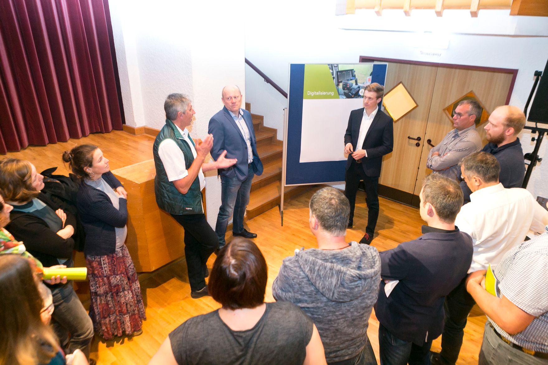530_20221028_DM.jpg In Vorarlberg diskutierte Bundesminister Norbert Totschnig mit Landwirtschaftskammer-Präsident Josef Moosbrugger und Landwirtschaftslandesrat Christian Gantner über die Inhalte der neuen GAP sowie die Sicherstellung der Versorgungssicherheit