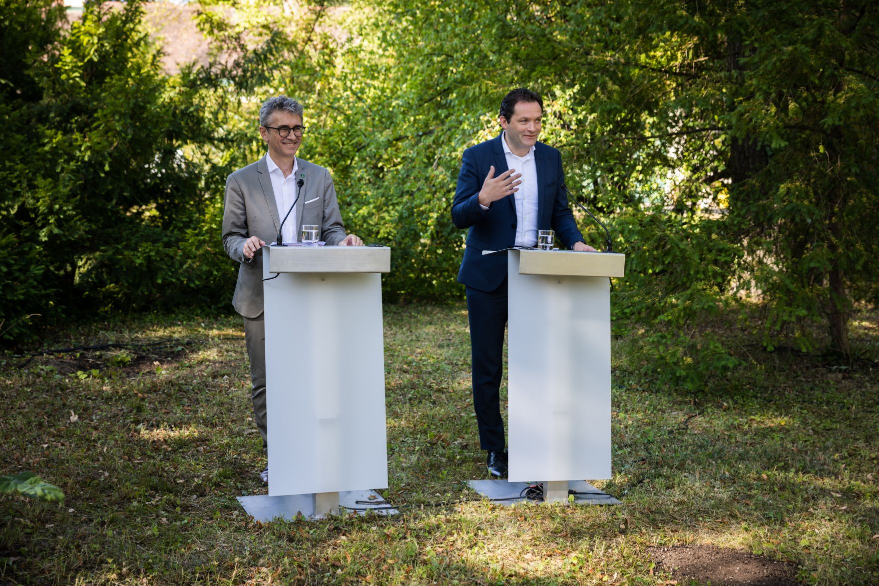 pk-waldinventur-9770.jpg Landwirtschaftsminister Norbert Totschnig und der Leiter des Bundesforschungszentrums für Wald, Peter Mayer skizzierten die Ergebnisse der Österreichischen Waldinventur für den Zeitraum 2016 bis 2021.