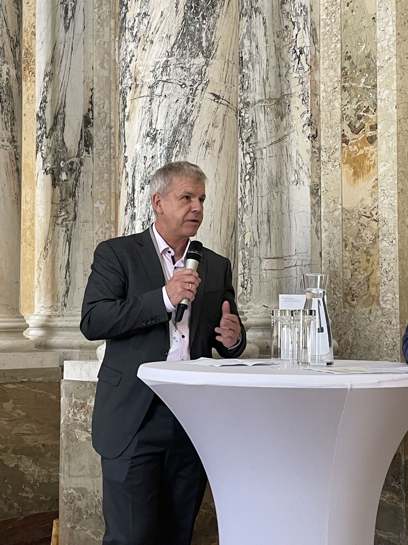 Zur Feier der 40 Jahre Ramsar Konvention in &Ouml;sterreich lud Herr Bundesminister Norbert Totschnig im Marmorsaal im Regierungsgeb&auml;ude ein.