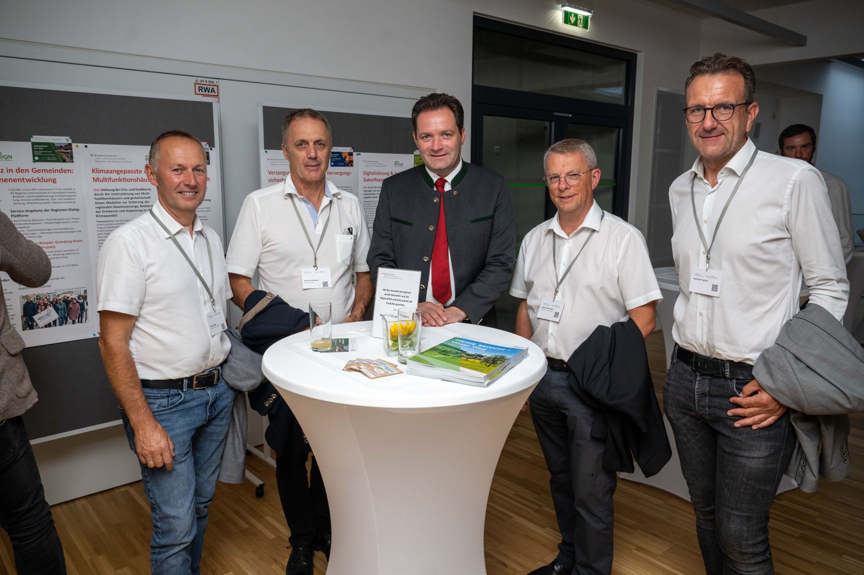 RHP_2435.jpg Für den ersten Stopp der RegionIMpuls-Tour ging es für den Herrn Bundesminister Norbert Totschnig nach Tirol.