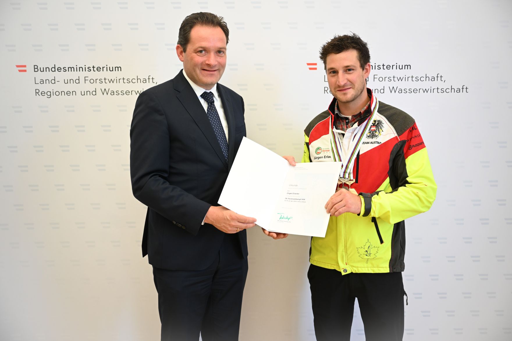 RHP_6739.jpg Von 19. bis 22. April 2023 fand die Forstwettkampf-Weltmeisterschaft in Tartu, Estland statt. Das österreichische Team konnte hier ihr Können unter Beweis stellen und holte sich den Weltmeistertitel. Wir gratulieren recht herzlich!