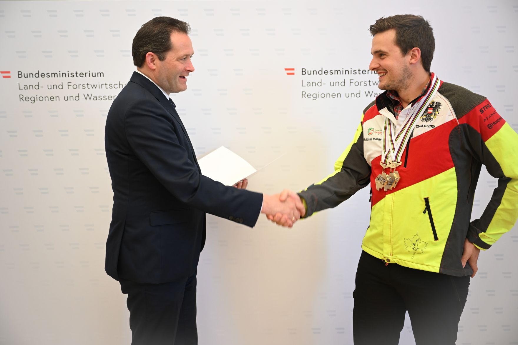 RHP_6779.jpg Von 19. bis 22. April 2023 fand die Forstwettkampf-Weltmeisterschaft in Tartu, Estland statt. Das österreichische Team konnte hier ihr Können unter Beweis stellen und holte sich den Weltmeistertitel. Wir gratulieren recht herzlich!
