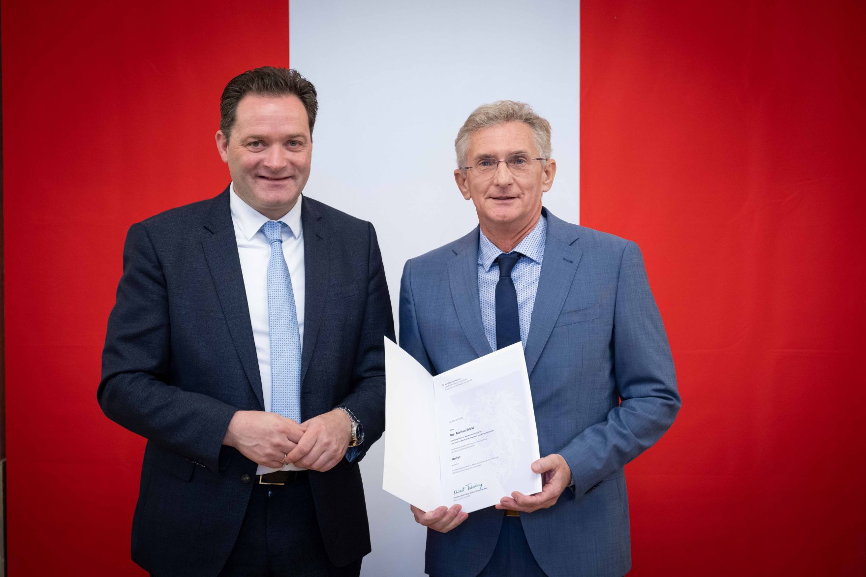 DSC_5685.jpg Herr Bundesminister Norbert Totschnig verlieh verschiedene Ehrenzeichen sowie auch Berufstitel im Marmorsaal im Regierungsgebäude am Stubenring.