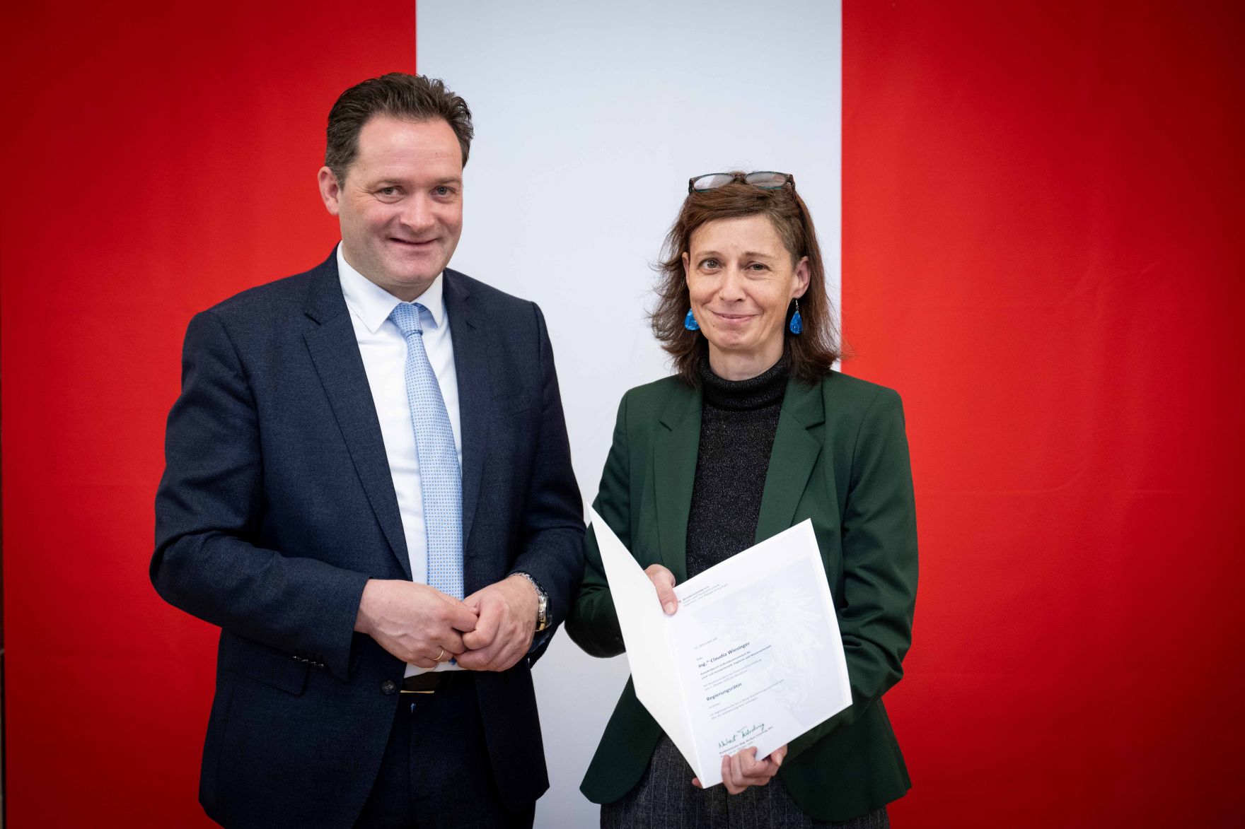 DSC_5765.jpg Herr Bundesminister Norbert Totschnig verlieh verschiedene Ehrenzeichen sowie auch Berufstitel im Marmorsaal im Regierungsgebäude am Stubenring.