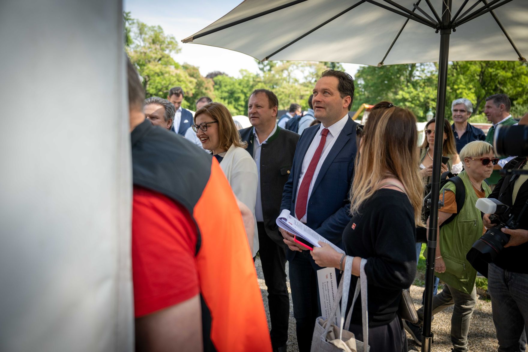 Herr Bundesminister besuchte gemeinsam mit B&uuml;rgermeister der Stadt Wien Michael Ludwig das Genussfestival im Stadtpark.