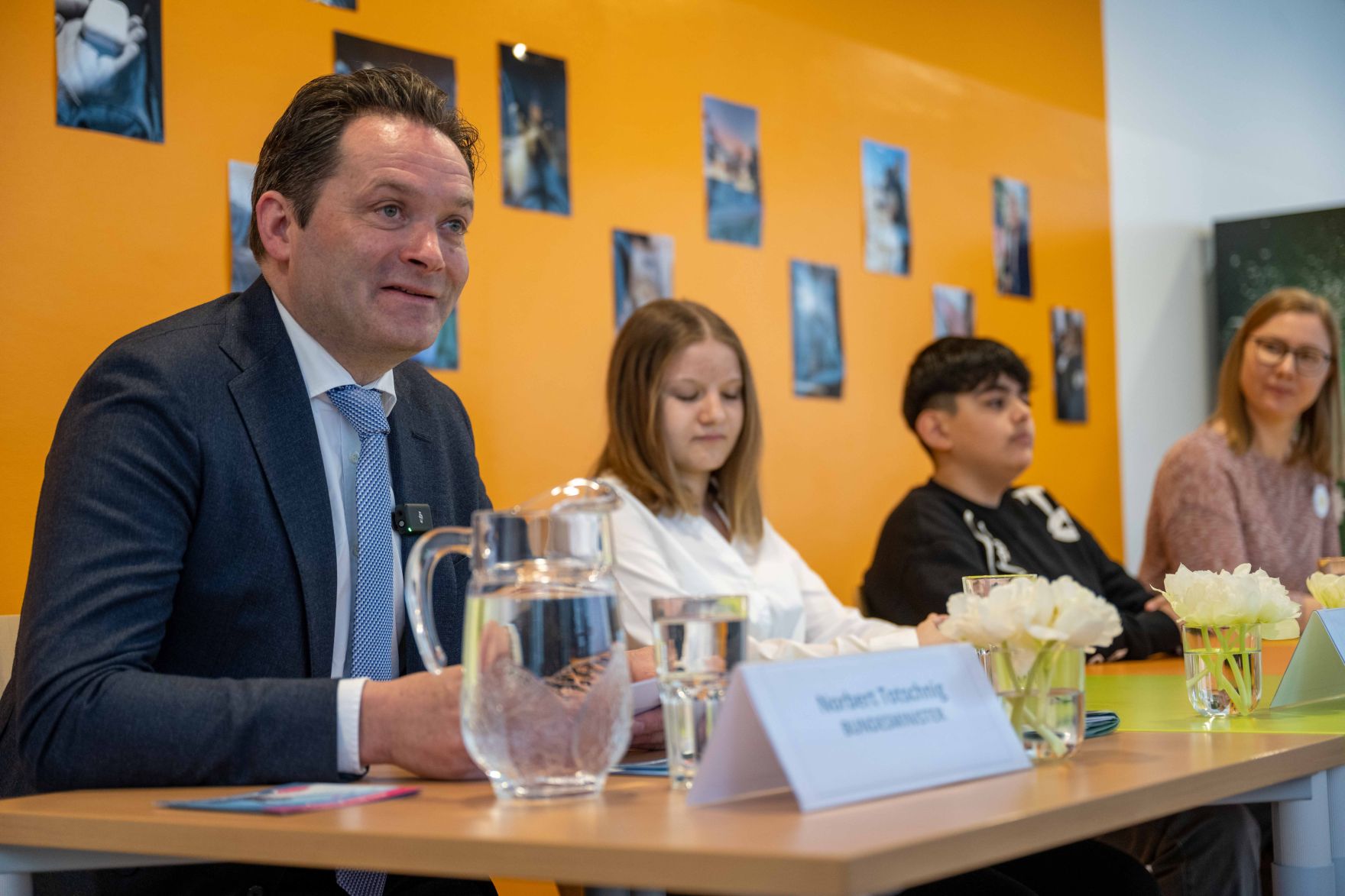 Durch Workshops soll in den n&auml;chsten f&uuml;nf Jahren an &Ouml;sterreichs Schulen Bewusstsein f&uuml;r den Wert des Wassers geschaffen werden. Zielgruppe der Initiative aus dem Landwirtschaftsministerium (BML) sind Jugendliche der f&uuml;nften bis achten Schulstufe.